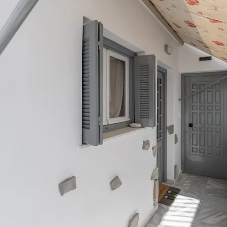 Οικογενειακόν Σπίτι Στην Καρδιά Της Νάξου! Family Home Naxos City Exterior photo