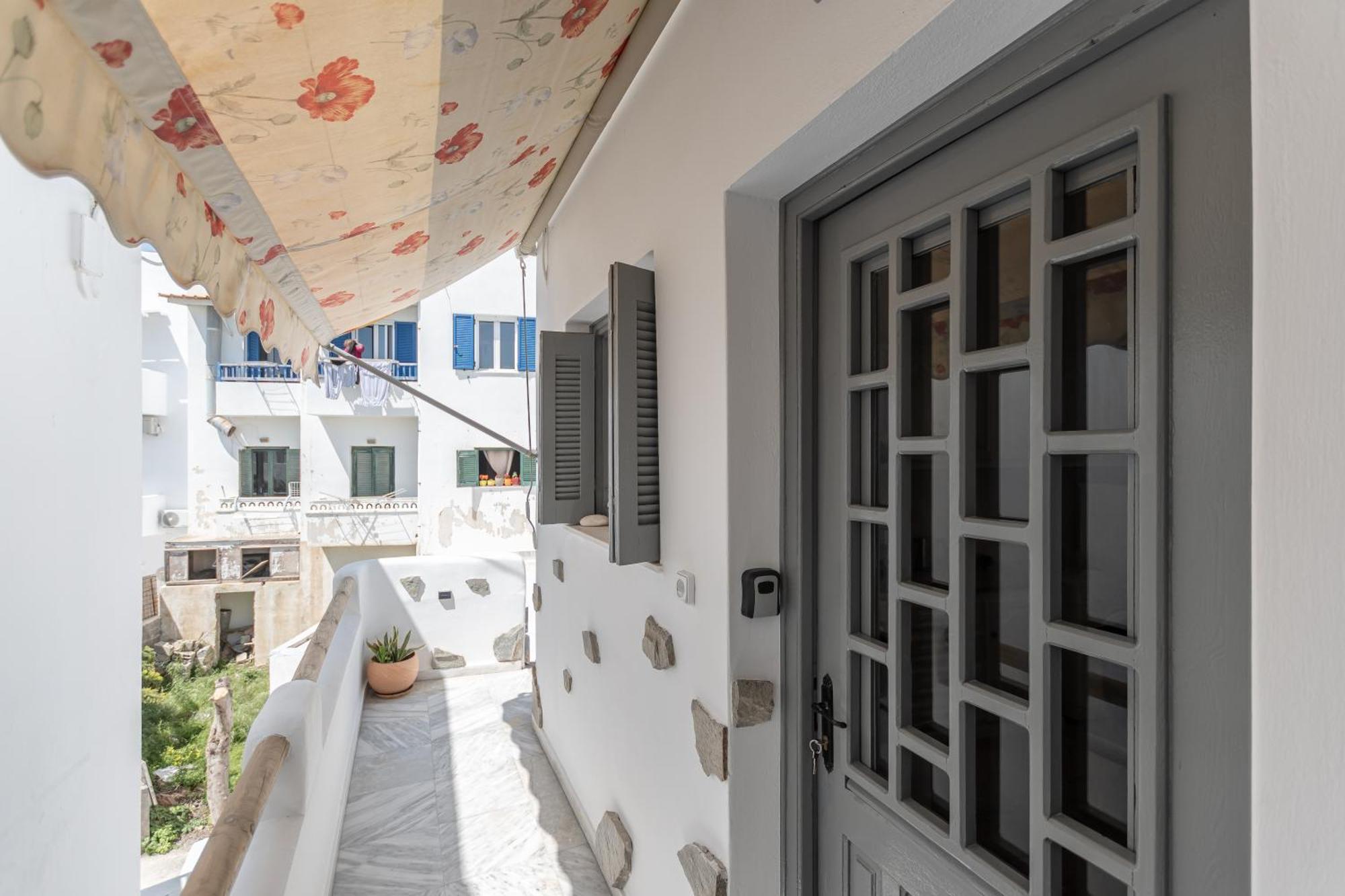 οικογενειακόν σπίτι στην καρδιά της νάξου! Family Apartment *